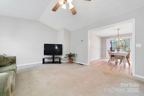 43 Redden Road Hendersonville NC 28739