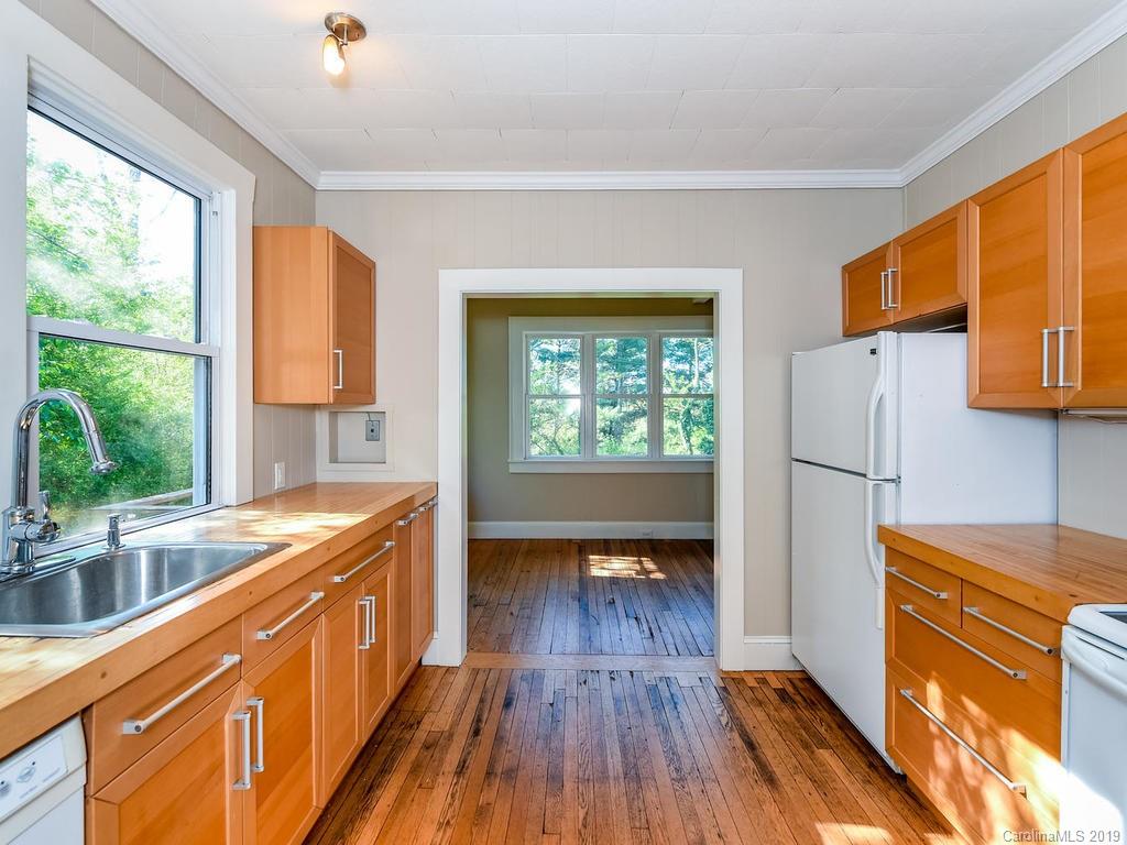 61 Walton Street Asheville NC 28801