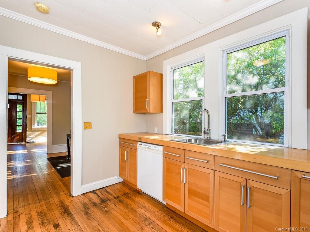 61 Walton Street Asheville NC 28801