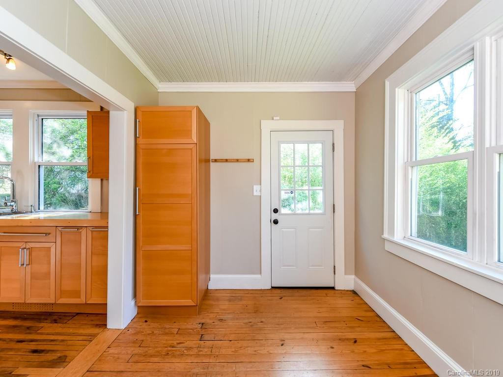 61 Walton Street Asheville NC 28801