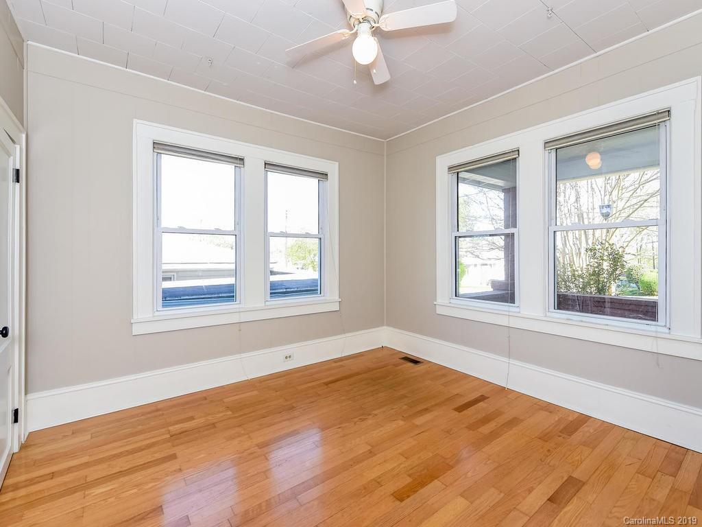 61 Walton Street Asheville NC 28801