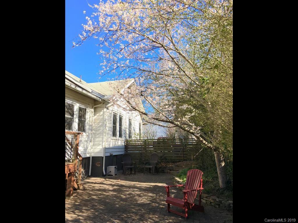 61 Walton Street Asheville NC 28801