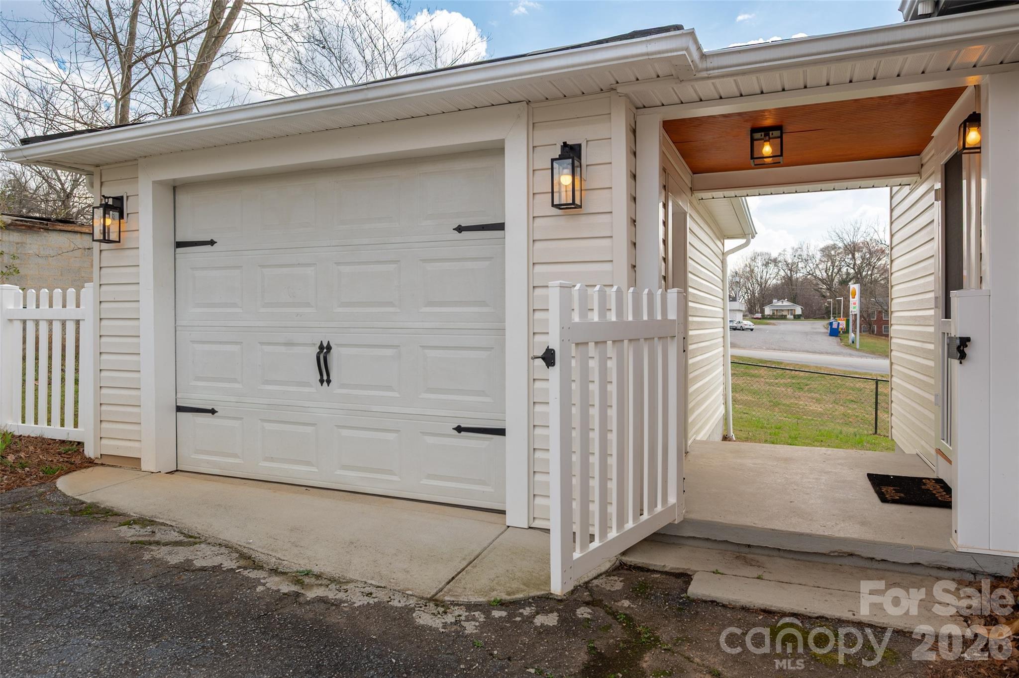 411 W Sycamore Street Lincolnton NC 28092