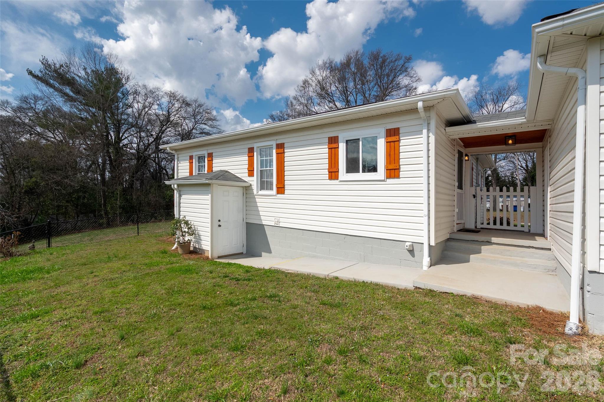 411 W Sycamore Street Lincolnton NC 28092