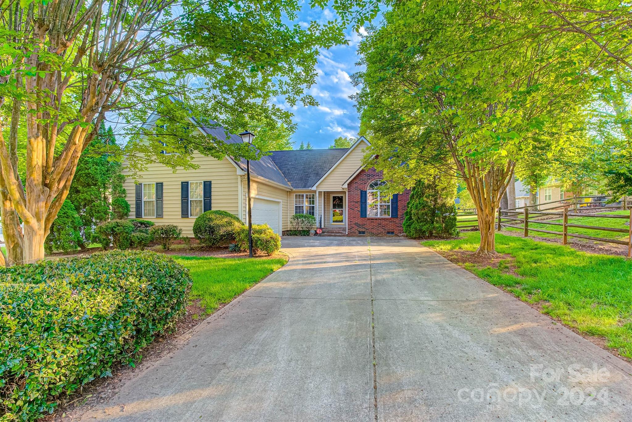 4319 Stonefield Drive Charlotte NC 28269