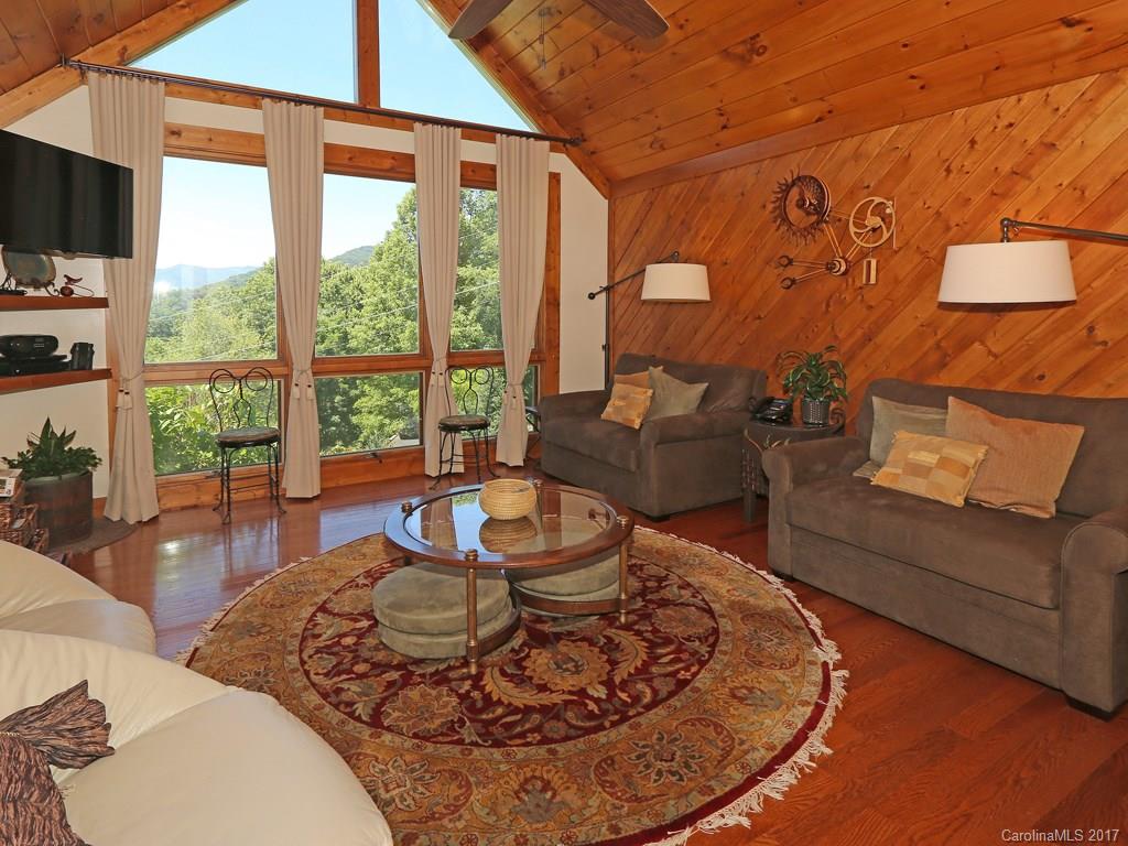 194 Sandsridge Way Waynesville NC 28785