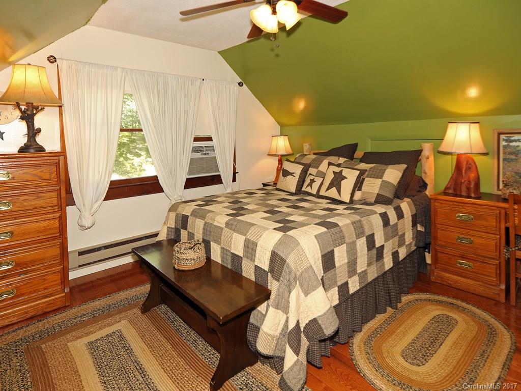 194 Sandsridge Way Waynesville NC 28785