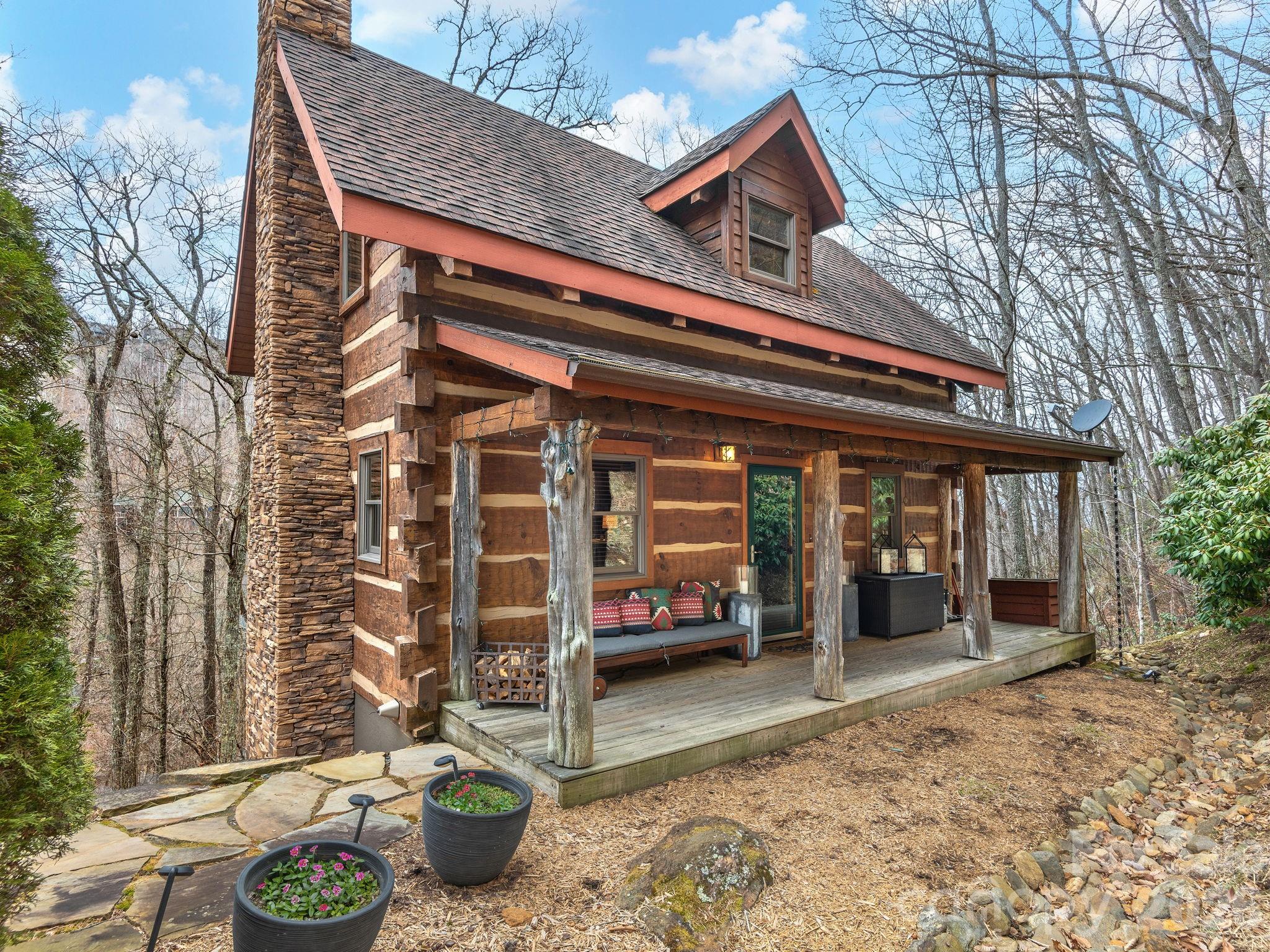 181 Grinnin Sun Road Burnsville NC 28714