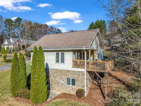 9 Fairway View Drive Weaverville NC 28787