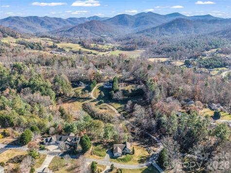 9 Fairway View Drive Weaverville NC 28787