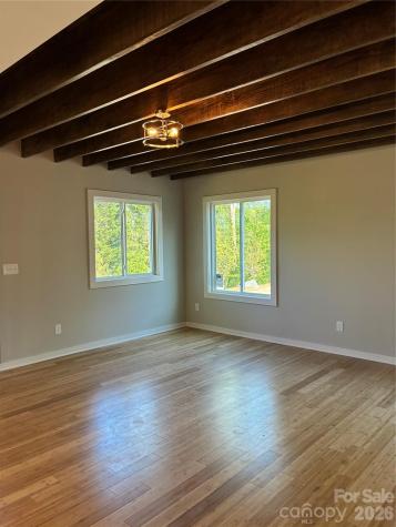 112 Lager Lane Asheville NC 28806