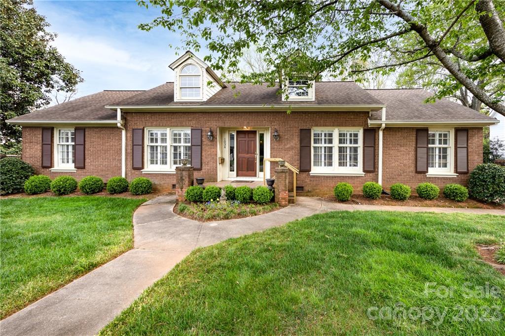 1034 Linda Lane Charlotte NC 28211