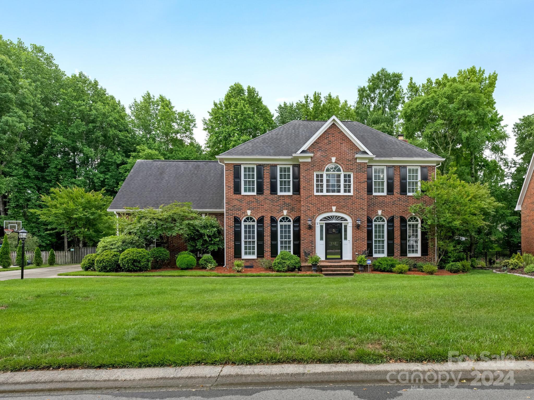 5521 Providence Glen Road Charlotte NC 28270