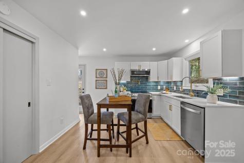 40 Arthur Road Asheville NC 28806