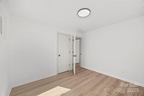 40 Arthur Road Asheville NC 28806