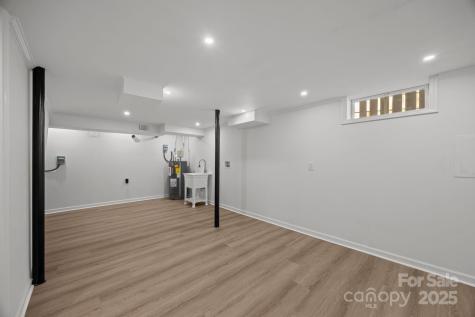 40 Arthur Road Asheville NC 28806