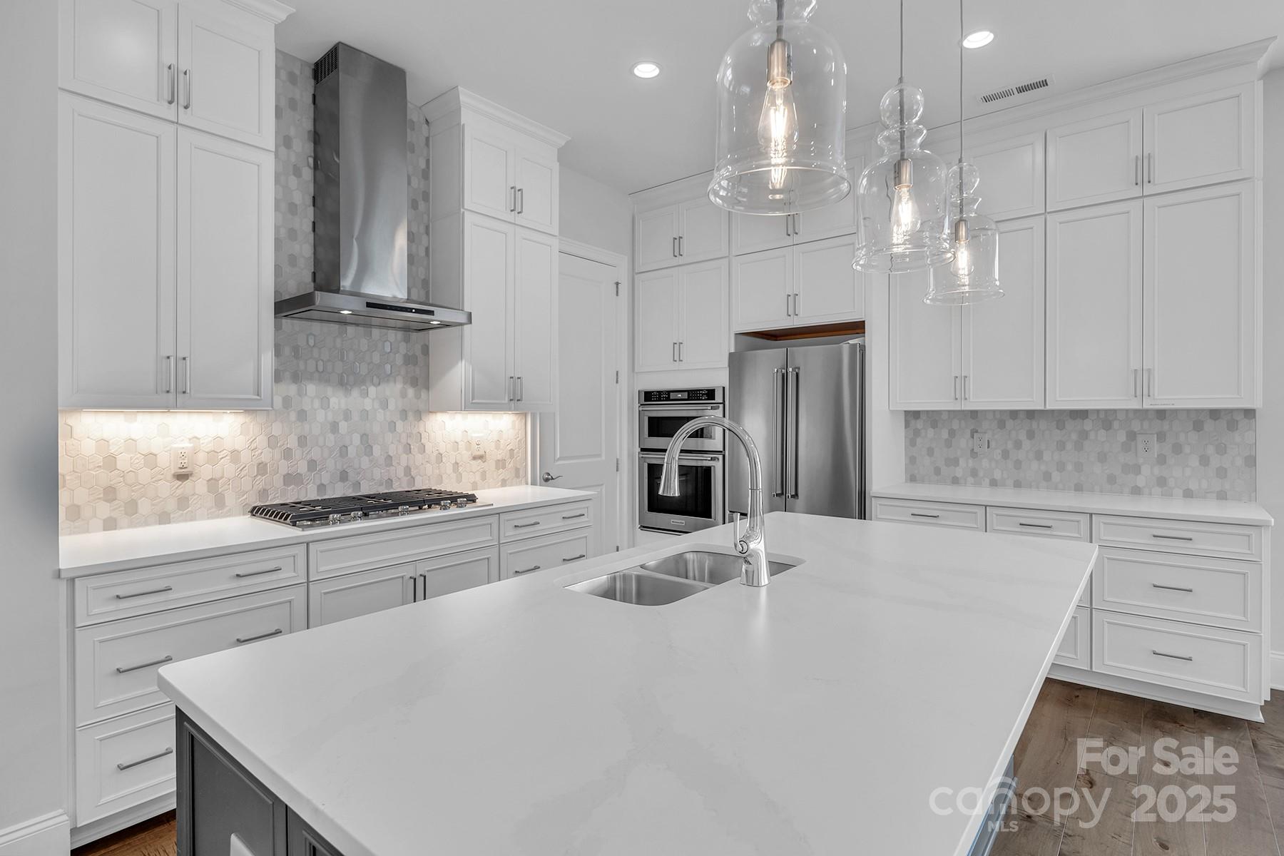 14008 Little Spring Court Charlotte NC 28278