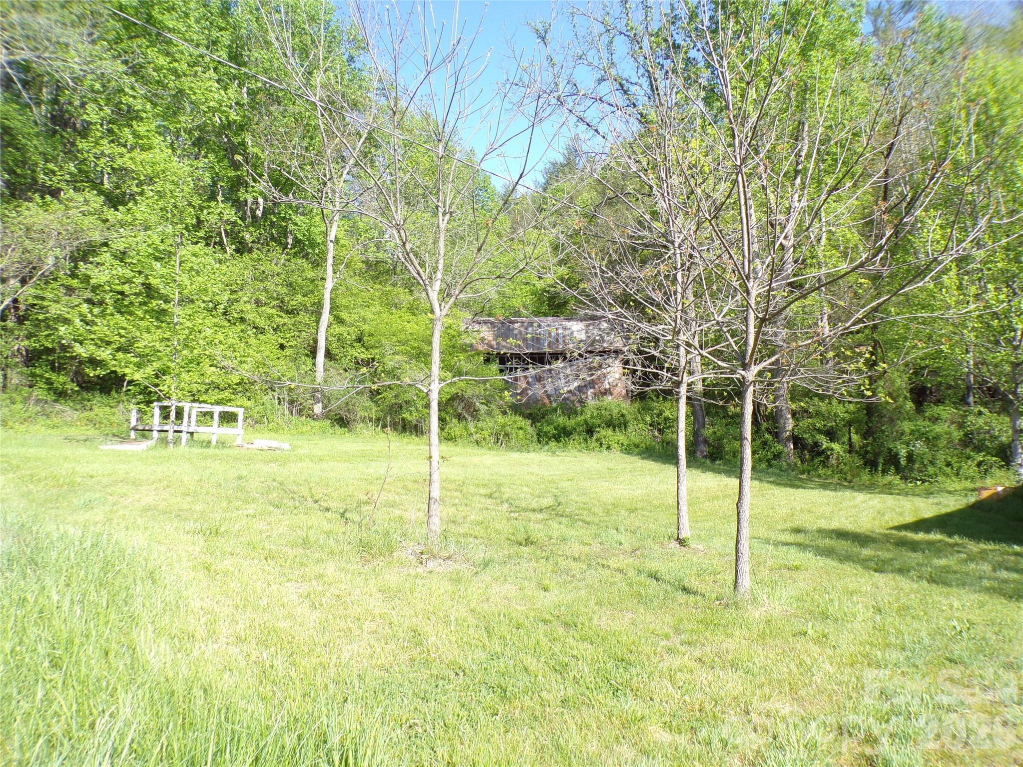 145 Kirks Drive Hot Springs NC 28743