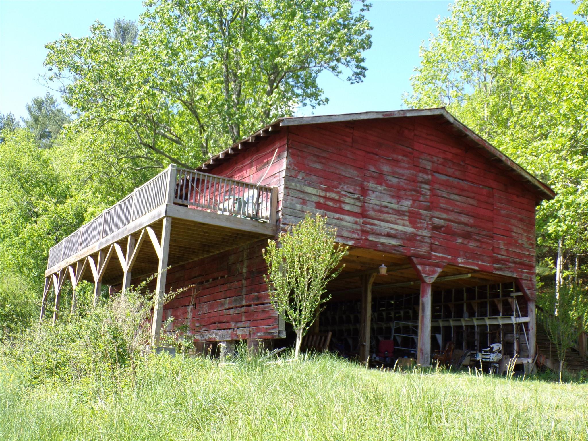 145 Kirks Drive Hot Springs NC 28743