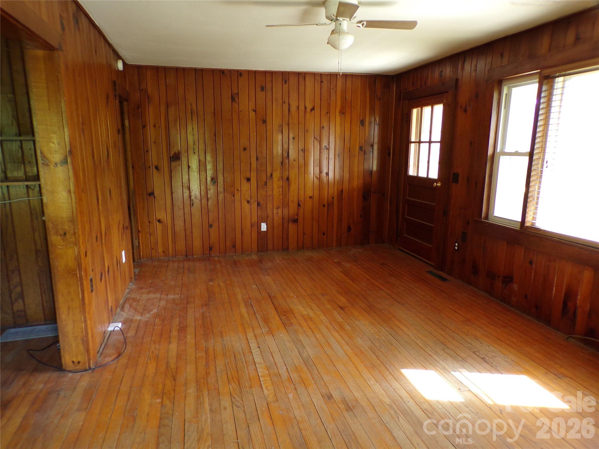 145 Kirks Drive Hot Springs NC 28743