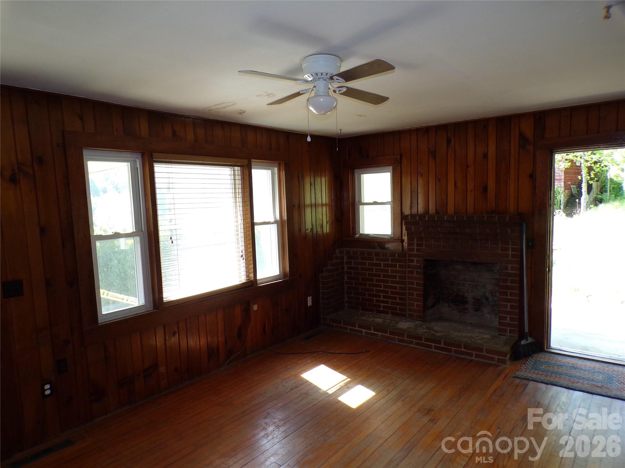 145 Kirks Drive Hot Springs NC 28743