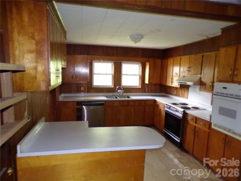 145 Kirks Drive Hot Springs NC 28743