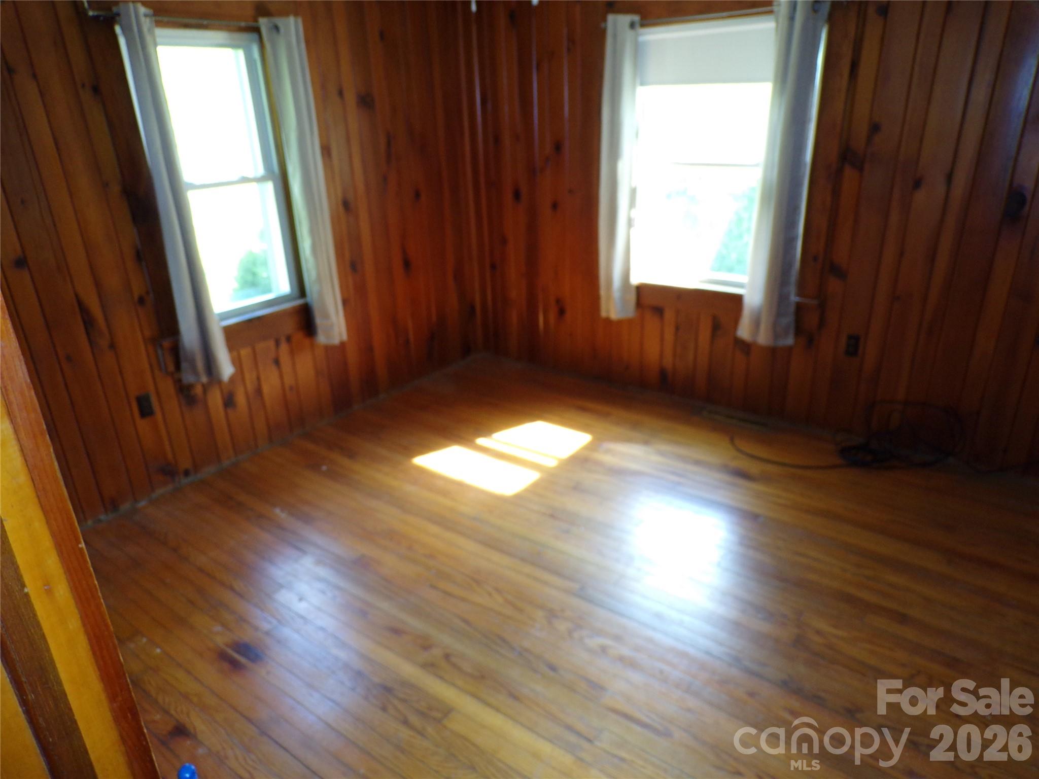 145 Kirks Drive Hot Springs NC 28743