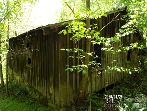 145 Kirks Drive Hot Springs NC 28743