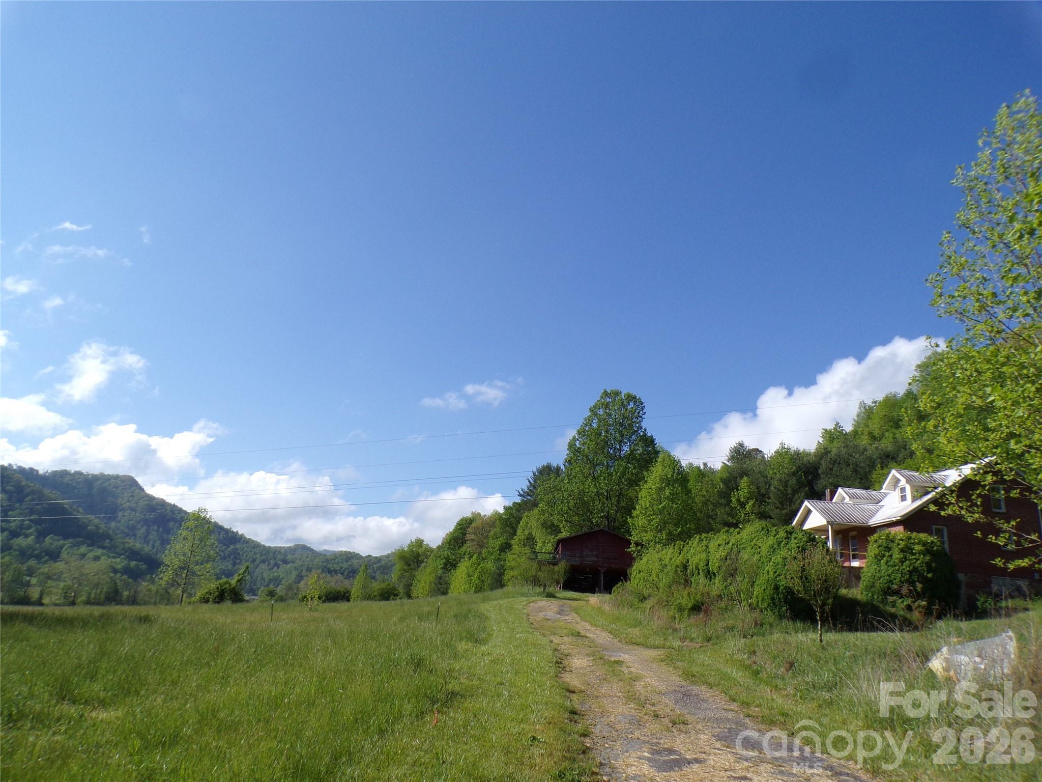 145 Kirks Drive Hot Springs NC 28743