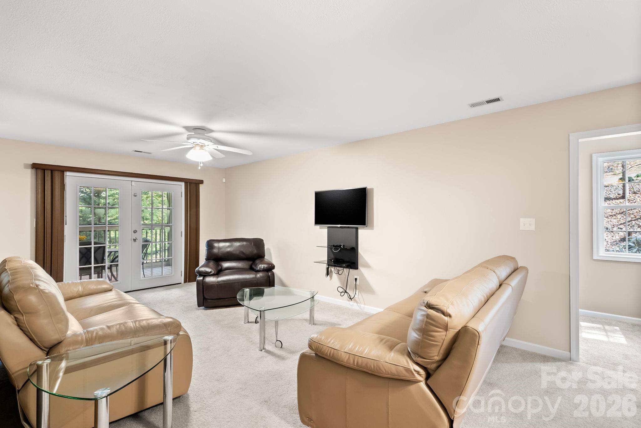 100 Thistle Knoll Court Asheville NC 28803