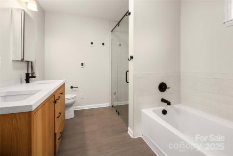 18 Oakwilde Drive Asheville NC 28803