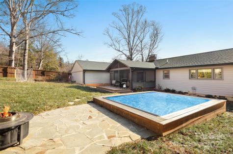 18 Oakwilde Drive Asheville NC 28803
