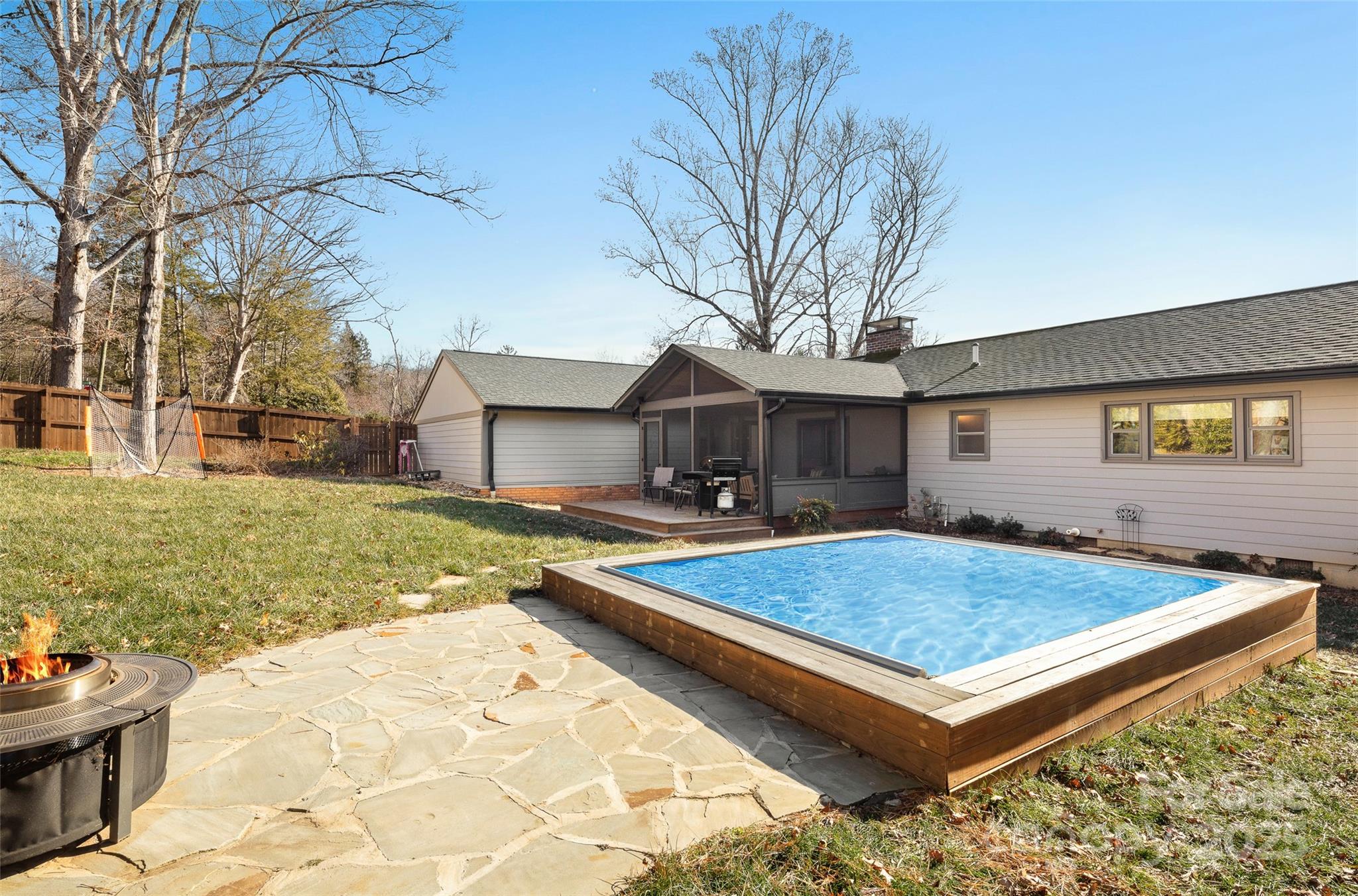 18 Oakwilde Drive Asheville NC 28803