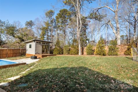 18 Oakwilde Drive Asheville NC 28803