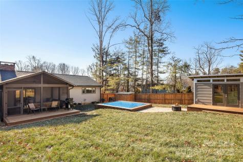 18 Oakwilde Drive Asheville NC 28803