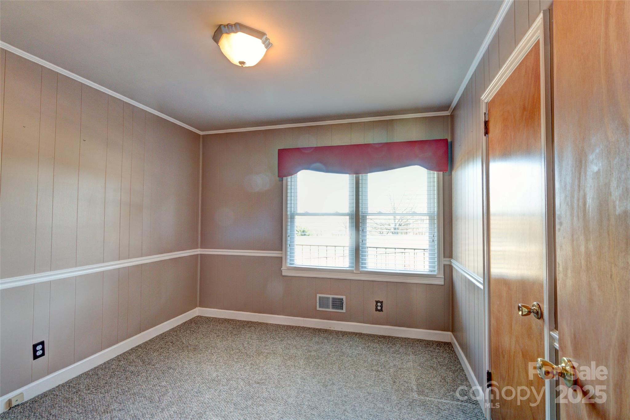 211 Roy Eaker Road Cherryville NC 28021