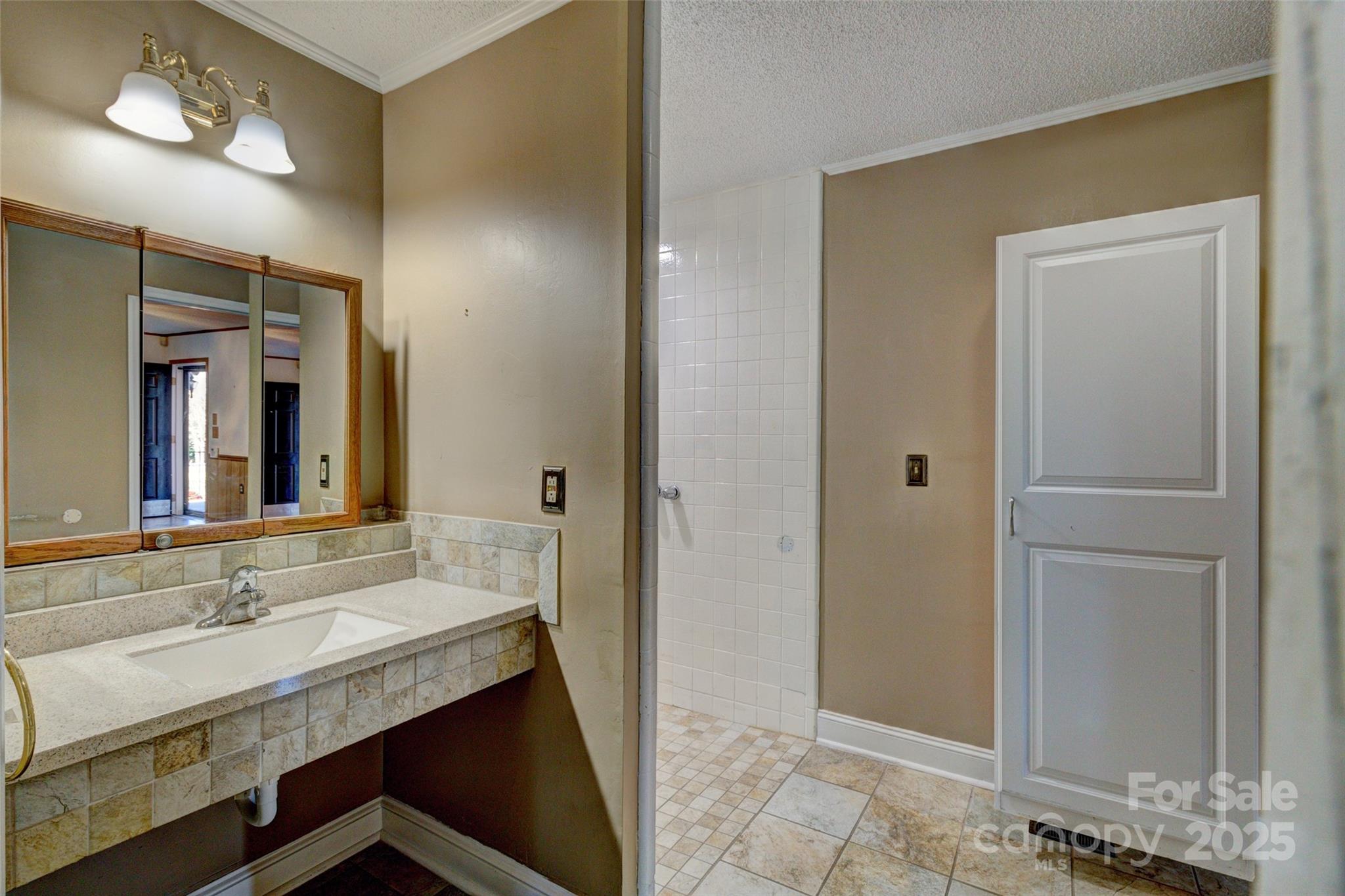 211 Roy Eaker Road Cherryville NC 28021