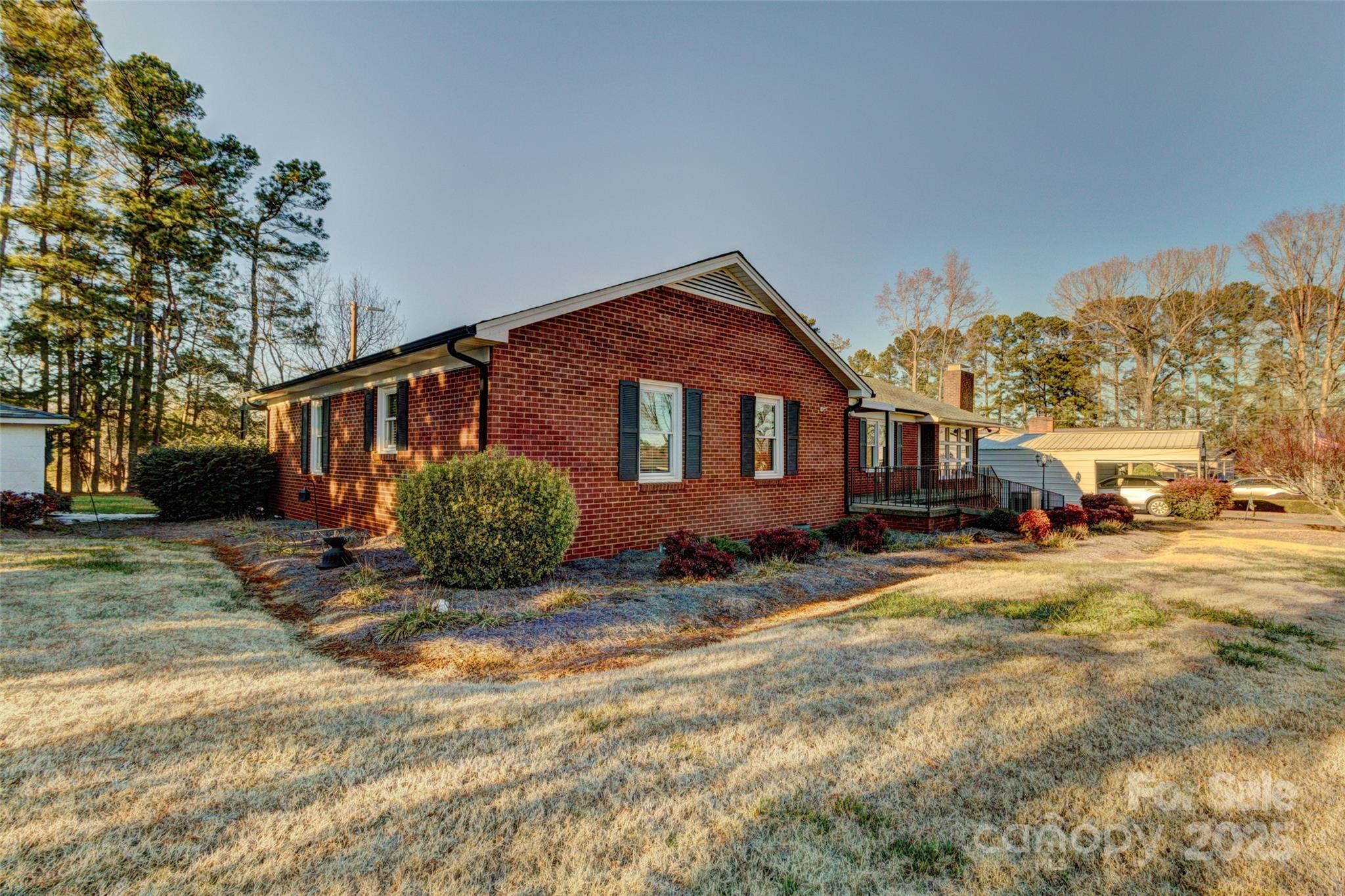 211 Roy Eaker Road Cherryville NC 28021