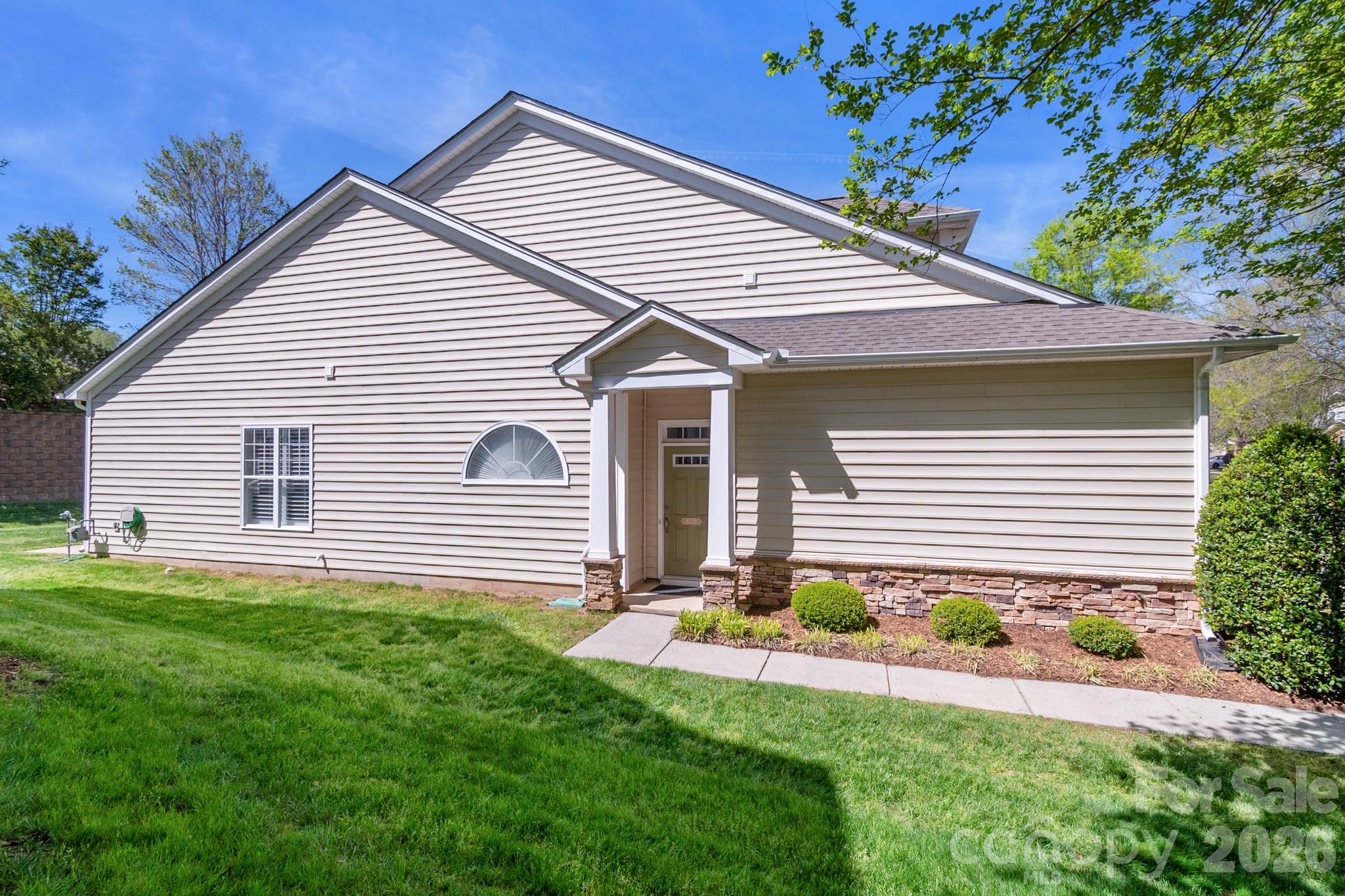 8339 Brookings Drive Charlotte NC 28269