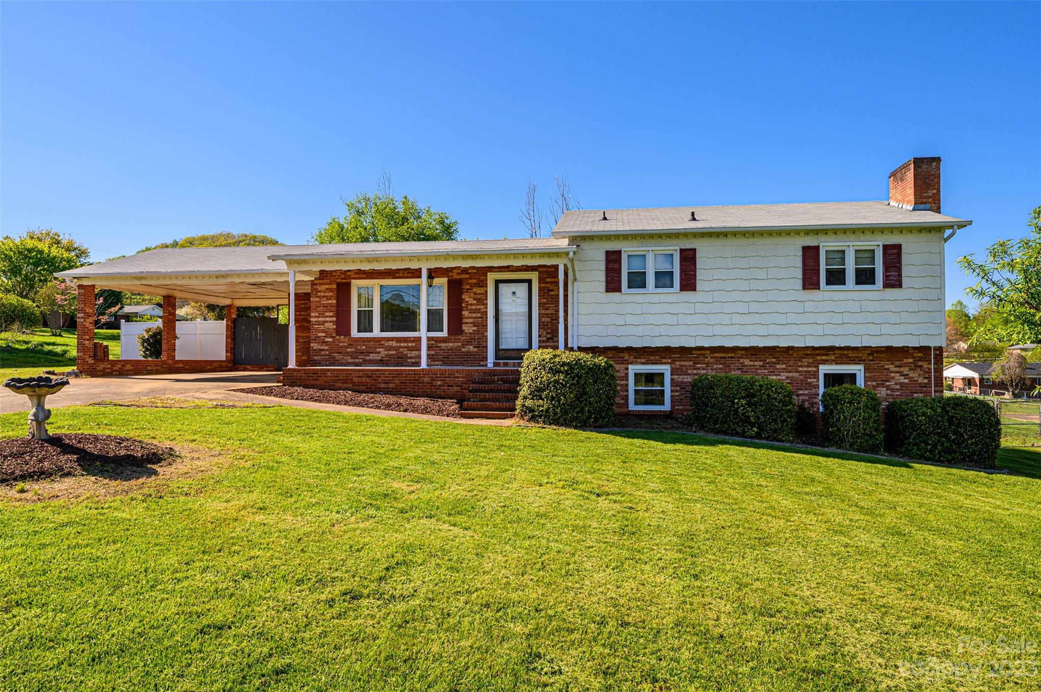 2606 Western Court Lenoir NC 28645