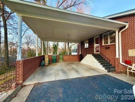 920 Paramount Circle Gastonia NC 28052