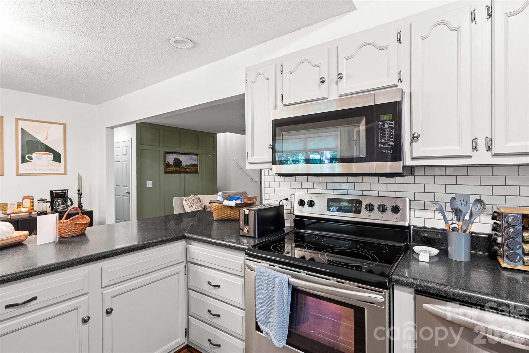 28 Grove Garden Avenue Candler NC 28715