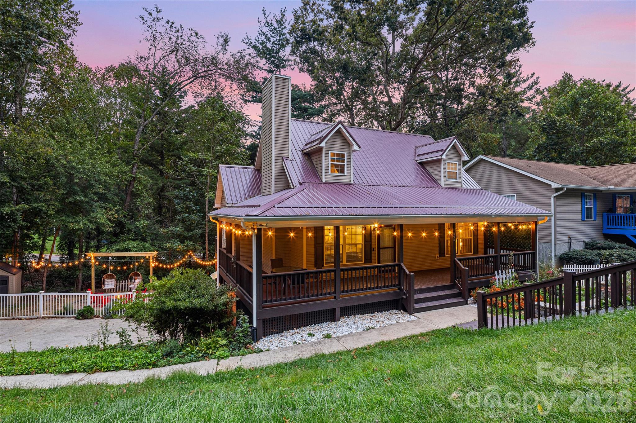 28 Grove Garden Avenue Candler NC 28715
