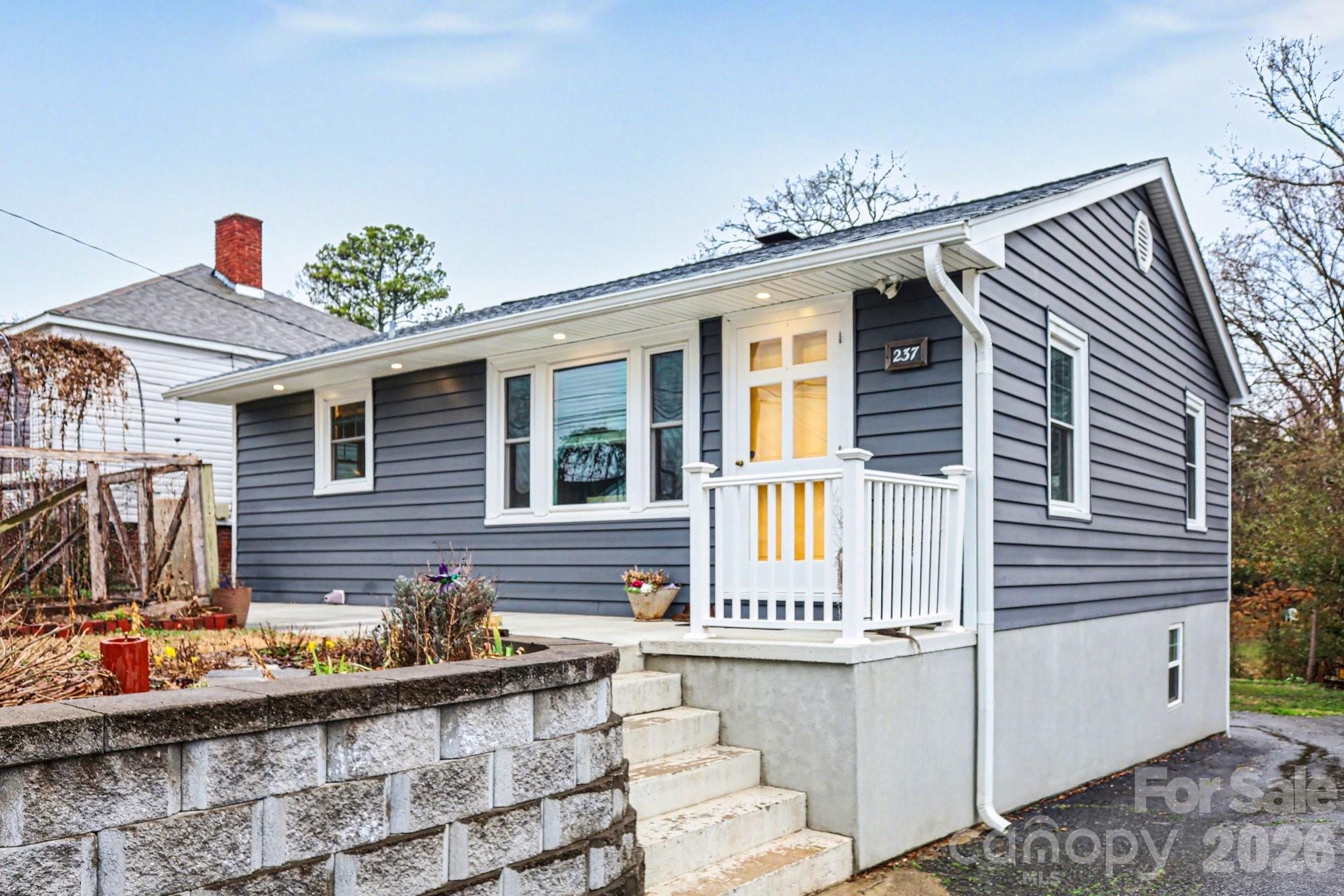237 Jefferson Avenue NE Concord NC 28025