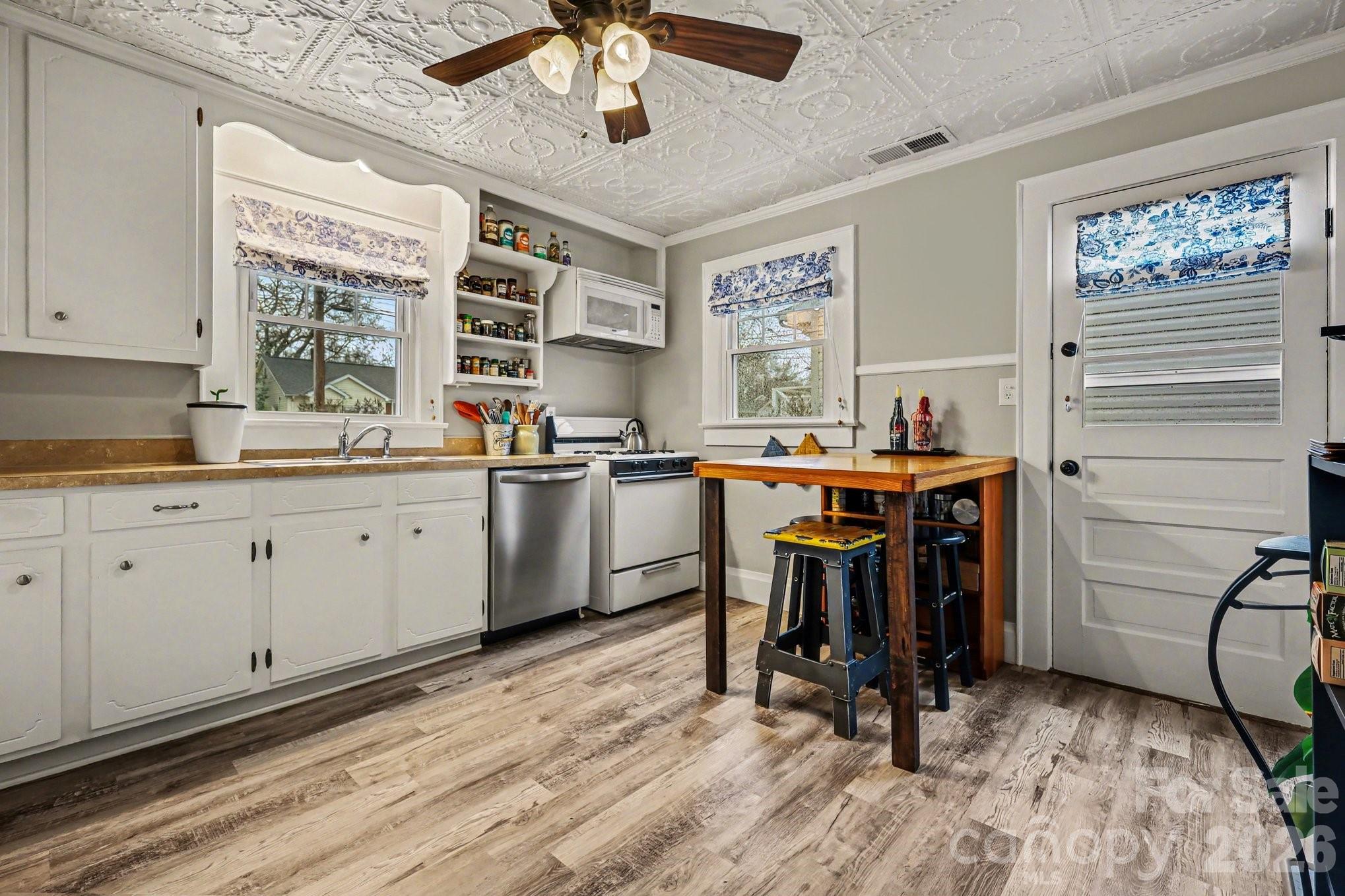 237 Jefferson Avenue NE Concord NC 28025