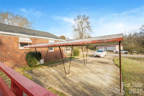 213 Jewel Street Chester SC 29706