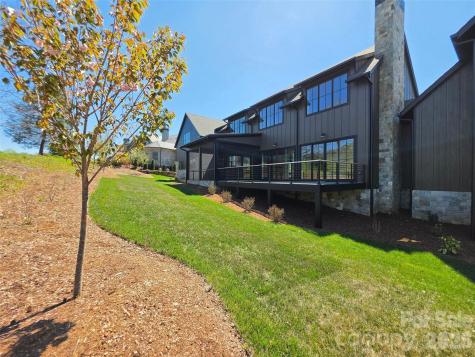 6 Walnut Valley Parkway Arden NC 28704