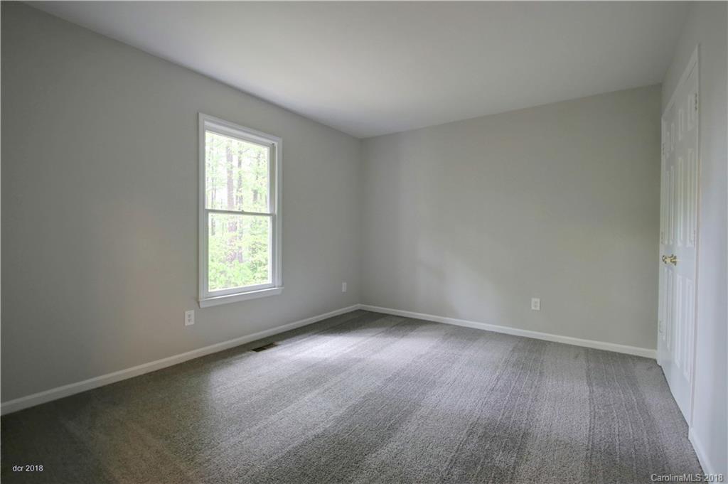1600 Bear Mountain Road Charlotte NC 28214