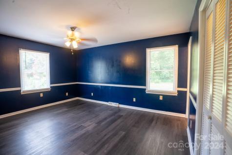 5511 Faulconbridge Road Charlotte NC 28227