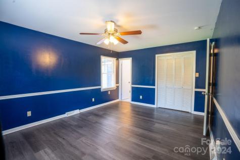 5511 Faulconbridge Road Charlotte NC 28227